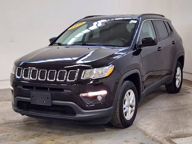 2019 Jeep Compass Latitude 4WD photo