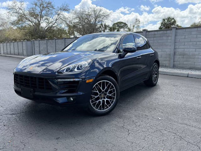 2018 Porsche Macan Sport Edition AWD photo