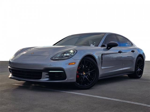 2018 Porsche Panamera 4S AWD photo