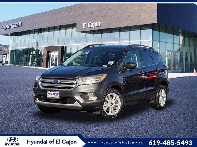 2018 Ford Escape SEL FWD photo