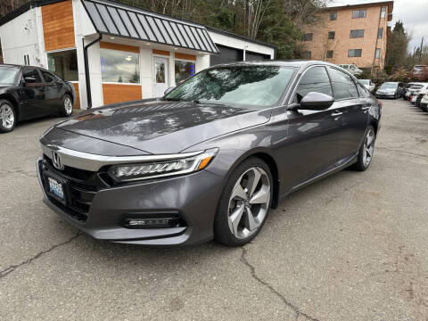 2018 Honda Accord Touring 2.0T FWD photo