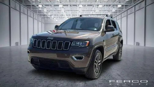 2019 Jeep Grand Cherokee Laredo E 4WD photo