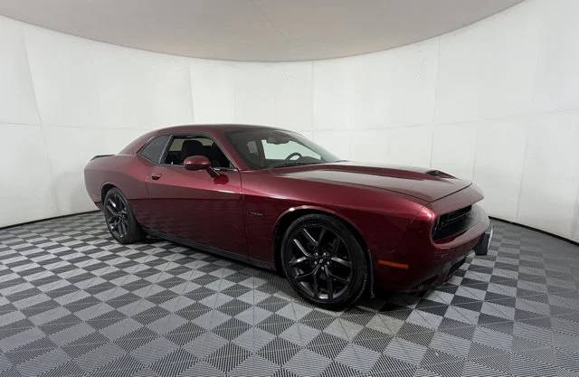 2019 Dodge Challenger R/T RWD photo
