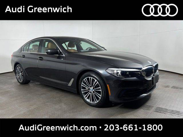2019 BMW 5 Series 530i xDrive AWD photo