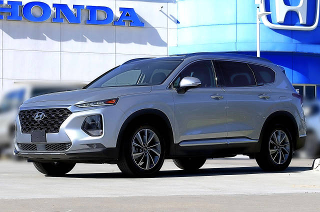 2019 Hyundai Santa Fe Ultimate FWD photo
