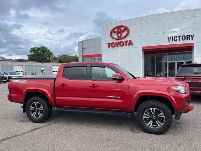 2018 Toyota Tacoma TRD Sport 4WD photo