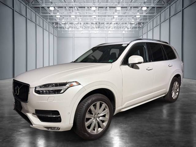 2018 Volvo XC90 Momentum AWD photo