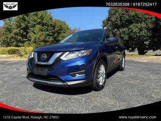 2018 Nissan Rogue SV FWD photo