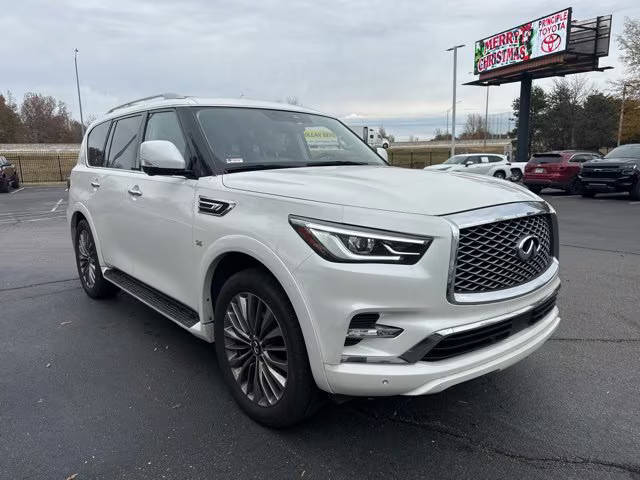 2019 Infiniti QX80 LUXE RWD photo