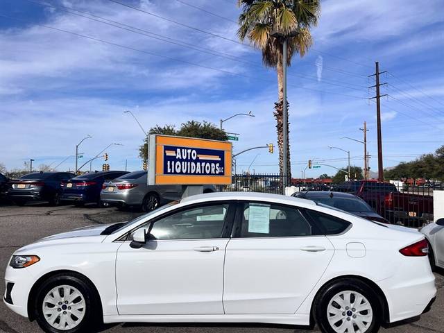 2019 Ford Fusion S FWD photo