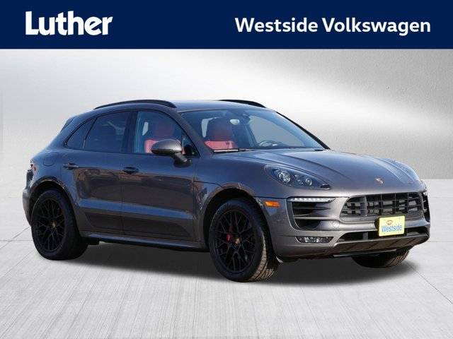 2018 Porsche Macan GTS AWD photo