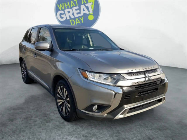 2019 Mitsubishi Outlander SE 4WD photo
