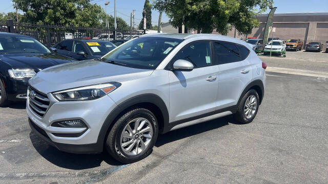 2018 Hyundai Tucson SEL Plus FWD photo