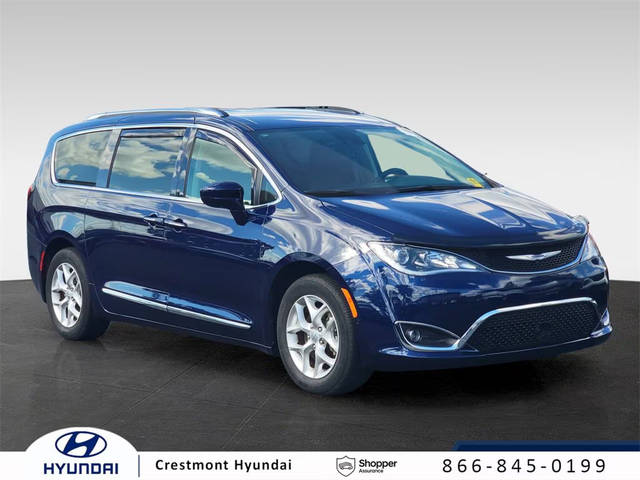 2019 Chrysler Pacifica Minivan Touring L Plus FWD photo