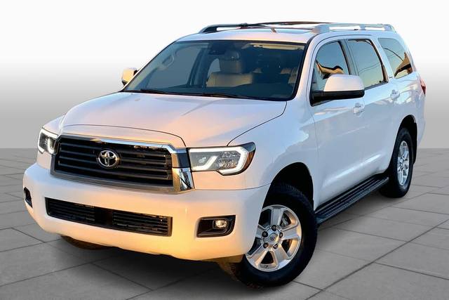 2019 Toyota Sequoia SR5 4WD photo