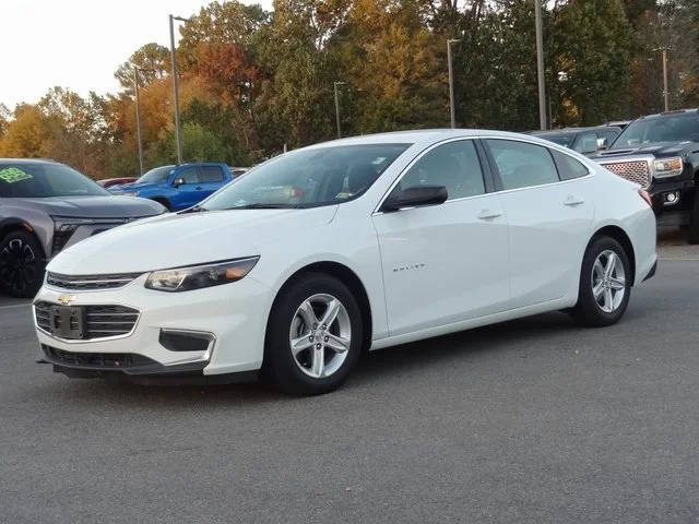 2018 Chevrolet Malibu LS FWD photo