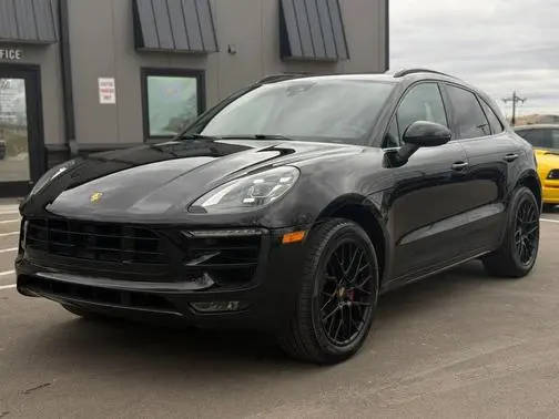 2018 Porsche Macan GTS AWD photo