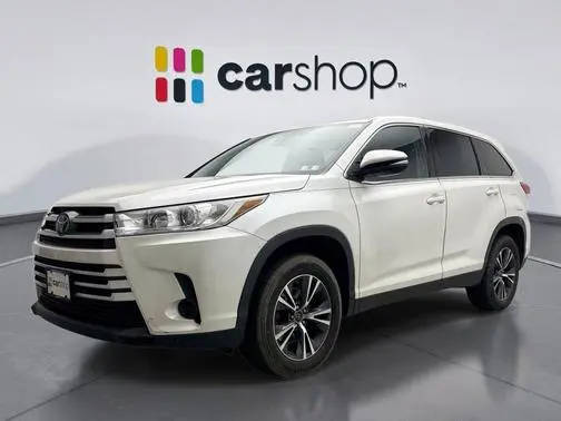 2019 Toyota Highlander LE FWD photo