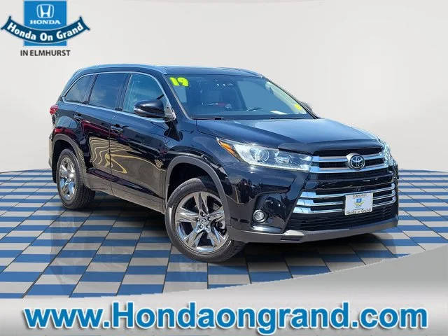 2019 Toyota Highlander Limited Platinum AWD photo