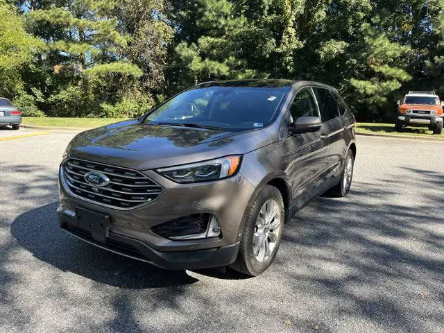 2019 Ford Edge Titanium AWD photo