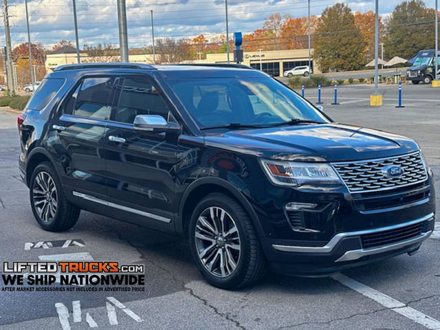 2018 Ford Explorer Platinum 4WD photo