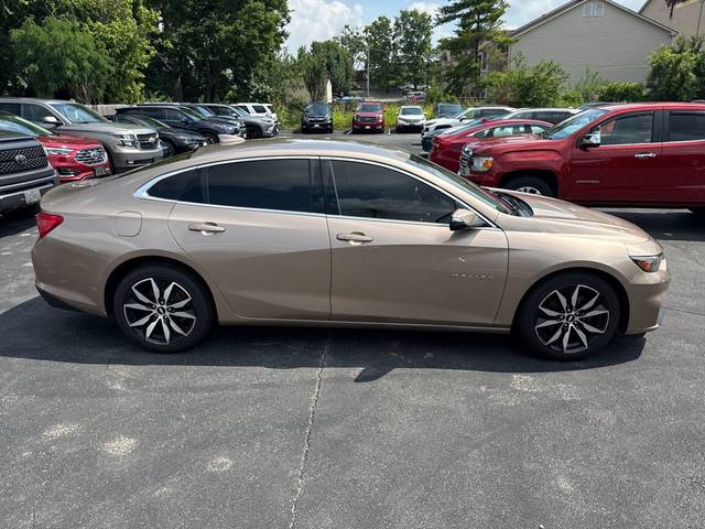 2018 Chevrolet Malibu LT FWD photo