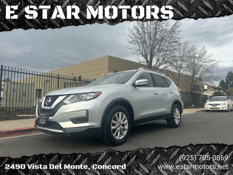 2017 Nissan Rogue SV FWD photo