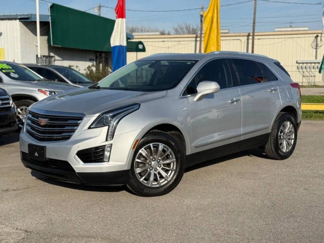 2017 Cadillac XT5 Luxury FWD FWD photo