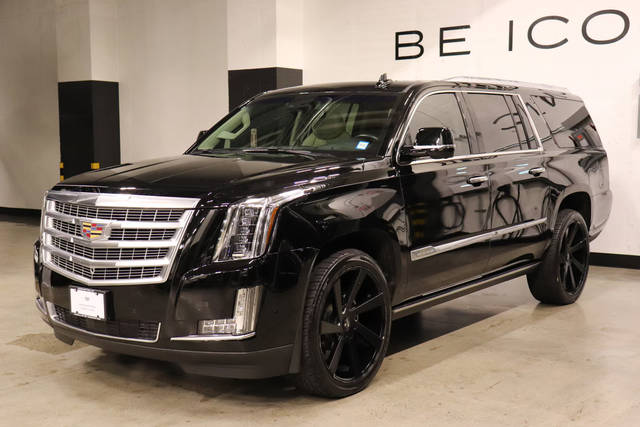 2019 Cadillac Escalade ESV Premium Luxury 4WD photo