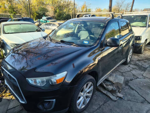2015 Mitsubishi Outlander Sport ES FWD photo