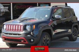 2018 Jeep Renegade Trailhawk 4WD photo