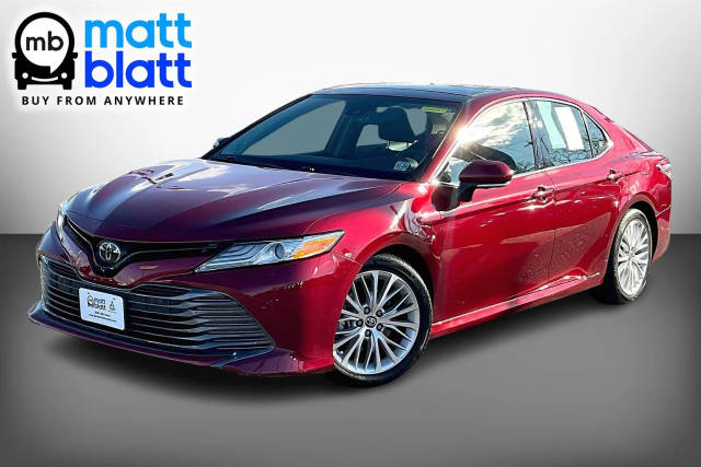 2019 Toyota Camry XLE FWD photo