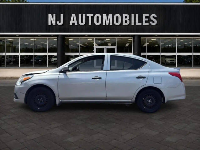 2019 Nissan Versa S Plus FWD photo