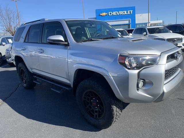 2019 Toyota 4Runner TRD Off Road Premium 4WD photo