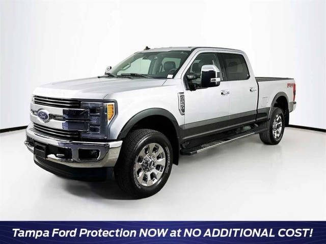 2019 Ford F-250 Super Duty LARIAT 4WD photo