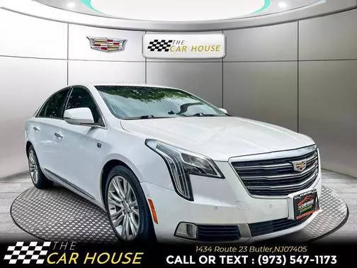 2018 Cadillac XTS Luxury FWD photo