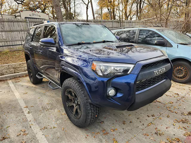 2019 Toyota 4Runner TRD Off Road Premium 4WD photo