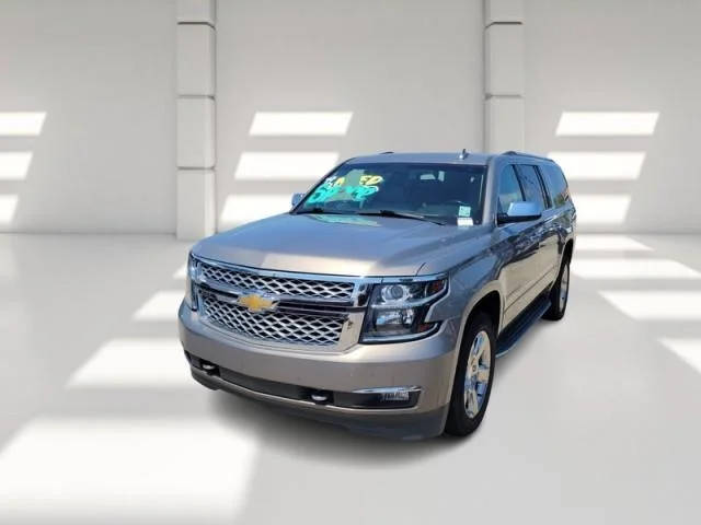 2019 Chevrolet Suburban Premier RWD photo