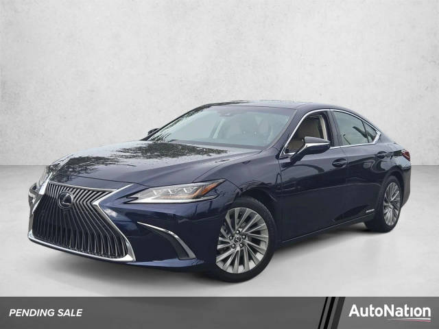 2019 Lexus ES ES 300h Luxury FWD photo