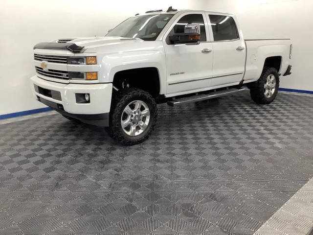2019 Chevrolet Silverado 2500HD LTZ 4WD photo