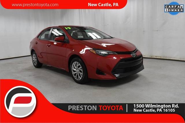 2019 Toyota Corolla LE FWD photo