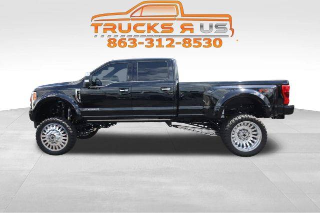 2019 Ford F-450 Super Duty Platinum 4WD photo
