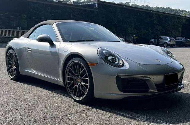 2019 Porsche 911 Carrera S RWD photo
