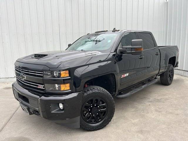 2019 Chevrolet Silverado 2500HD LTZ 4WD photo