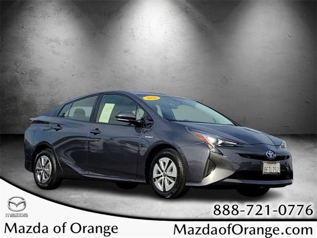 2018 Toyota Prius Two FWD photo