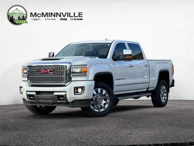 2019 GMC Sierra 2500HD Denali 4WD photo
