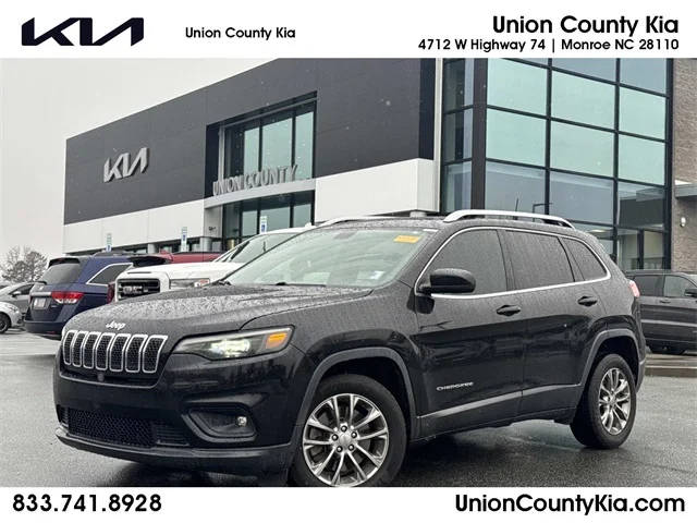 2019 Jeep Cherokee Latitude Plus FWD photo