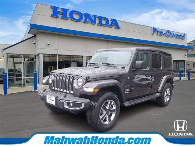 2018 Jeep Wrangler Unlimited Sahara 4WD photo