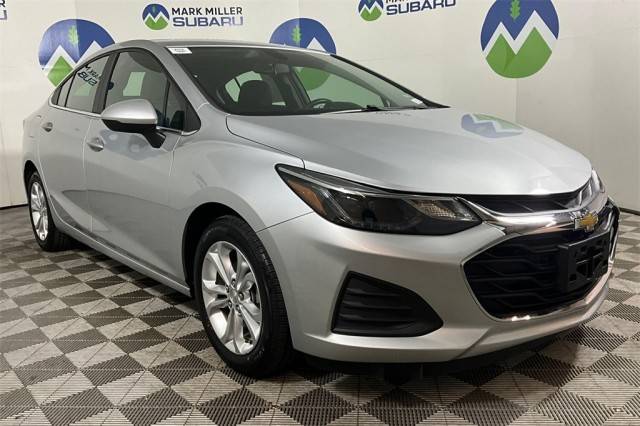 2019 Chevrolet Cruze LT FWD photo