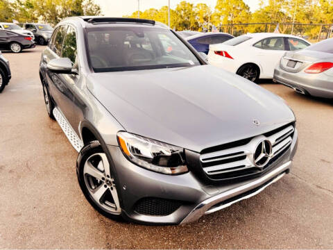 2019 Mercedes-Benz GLC-Class GLC 300 RWD photo